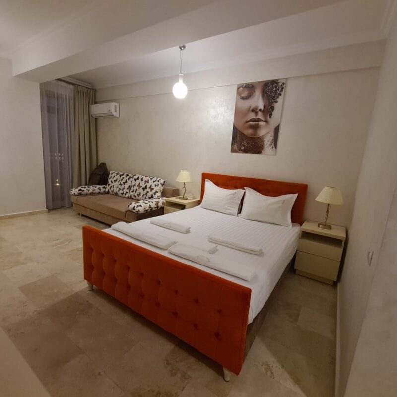 Studio in Solid House Mamaia – etaj 7 - Lake View