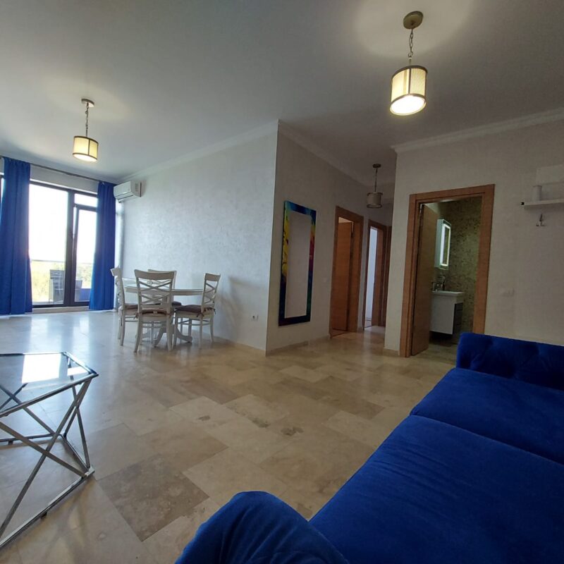 Apartament 3 camere in Solid House Mamaia - etaj 4 - 6 locuri - Lake View